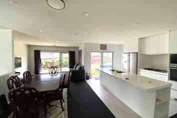 2 Moonlight Drive, Rototuna