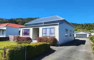 37 Shakespeare Street, Greymouth