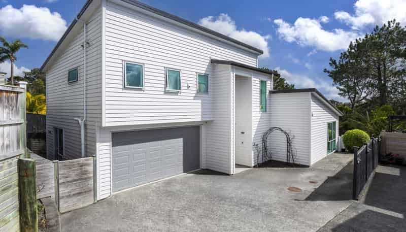 97A Sunrise Avenue, Murrays Bay