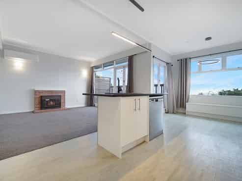 232 Hillsborough Road, Hillsborough