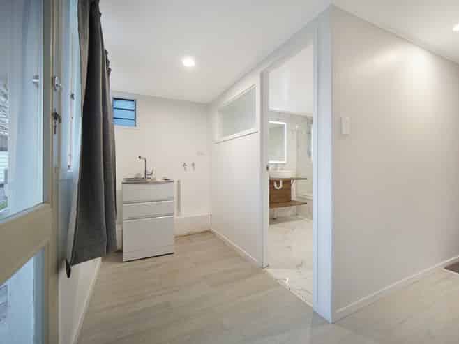 232 Hillsborough Road, Hillsborough