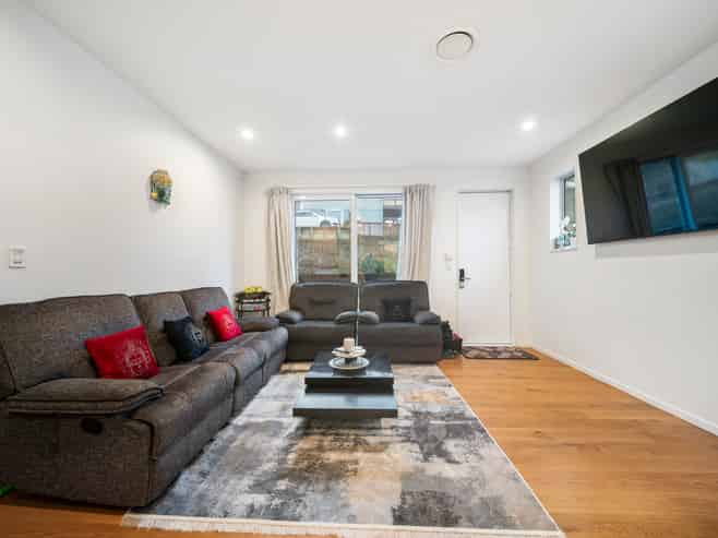 1/40D Tomo Street, New Lynn
