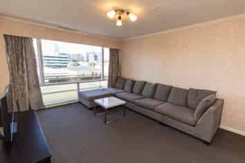 1/125 Grant Road, Thorndon