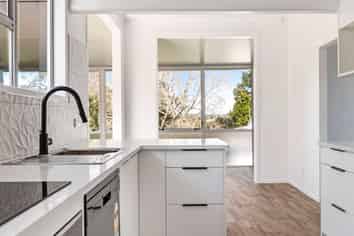 24 Leaver Place, Weymouth