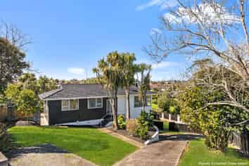24 Leaver Place, Weymouth