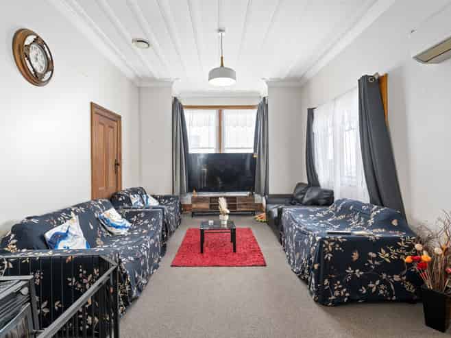 5 Highgate, Belleknowes