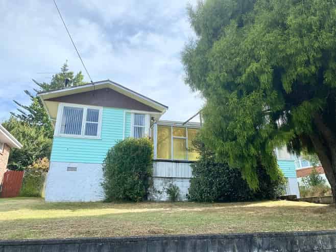 14 McClintock Road, Massey