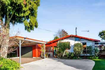 1274 Egmont Road, Egmont Village