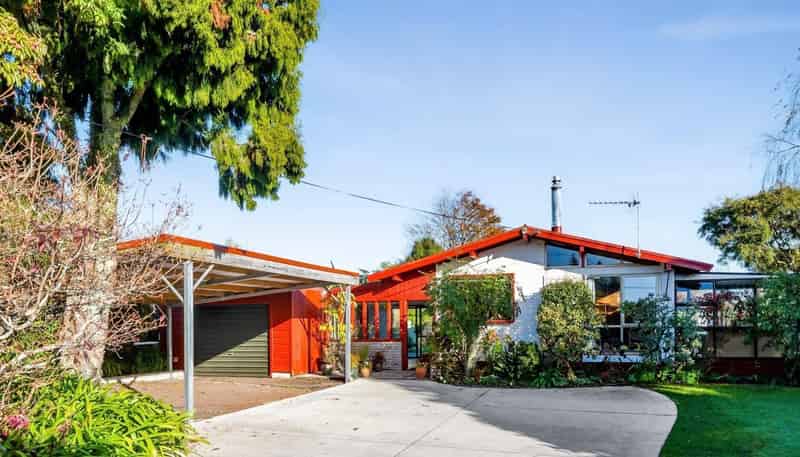 1274 Egmont Road, Egmont Village