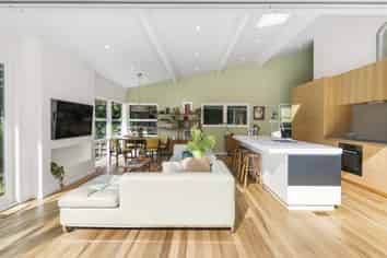115 Beach Haven Road, Beach Haven