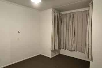 1/162 Denbigh Street, Feilding