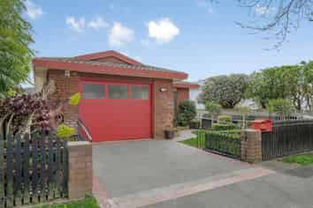 41A Bauchop Road, Waterloo