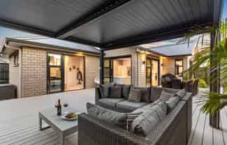 45 Angiangi Crescent, Beachlands