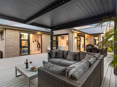 45 Angiangi Crescent, Beachlands