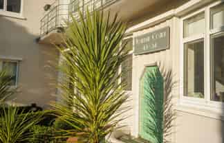 12A/48 Oriental Parade, Oriental Bay