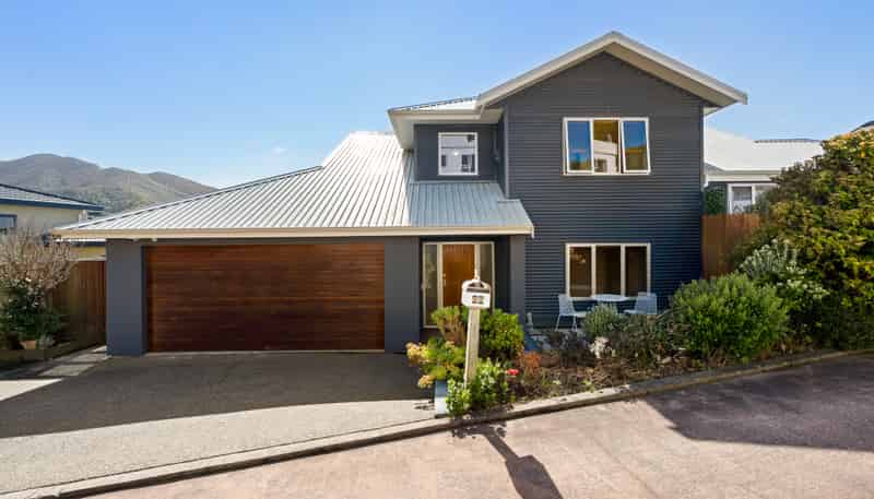 68 Downing Street, Crofton Downs