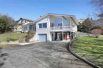 19 Tiritoa Terrace, Feilding