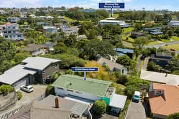 2/442 Beach Rd, Murrays Bay