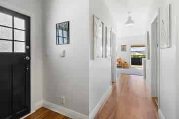 3 Endeavour Street, Lyall Bay