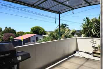 79 Tirimoana Road, Te Atatu South