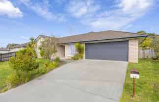 17 Astrid Lane, Wellsford