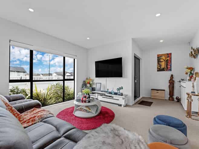 10 Earlywood Road, Takanini