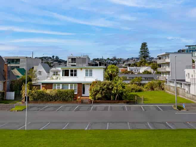 12 Goldie Street, Saint Heliers