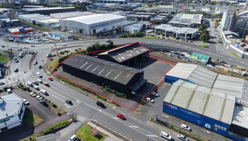 2 Station Road, Penrose