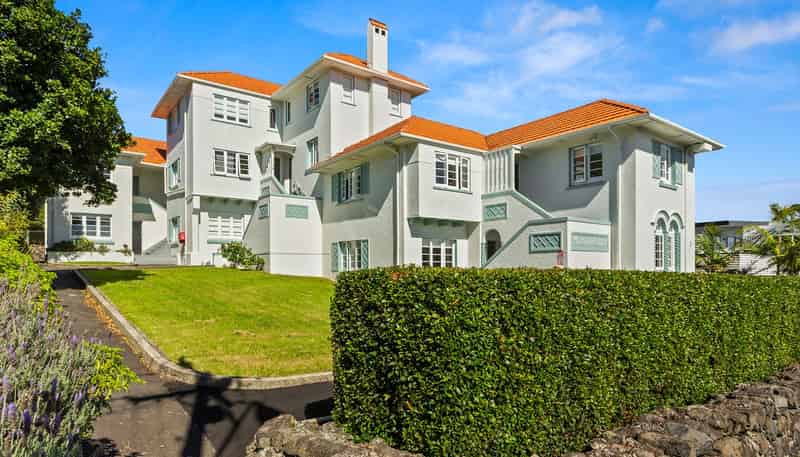 6/4 View Road, Mount Eden