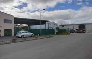 Yard, canopy and office for lease