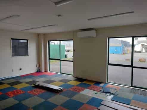 Yard, canopy and office for lease