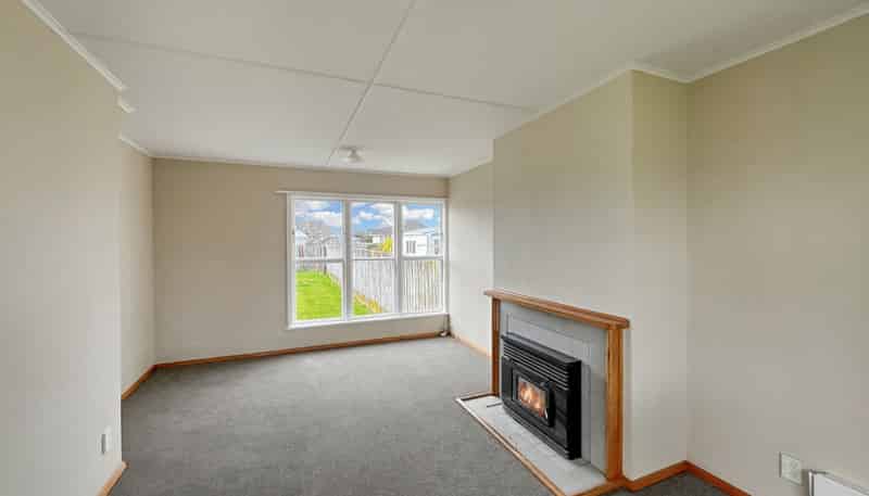 30 Devon Crescent, Bulls