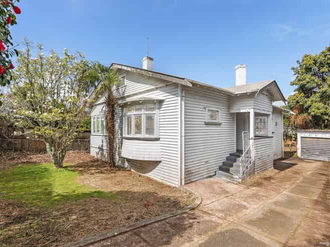 3 Clarke Road, Onehunga