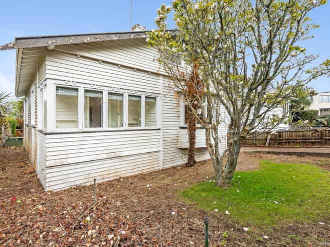 3 Clarke Road, Onehunga