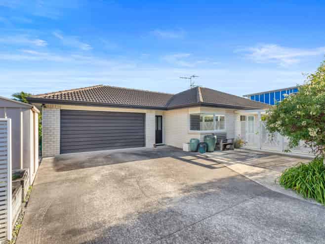 42B Ngatai Road, Otumoetai