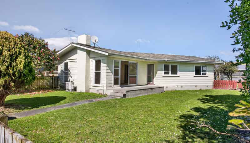 8 Donna Street, OUTER KAITI