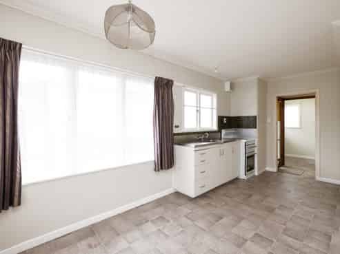 31 Bell Street, Judea