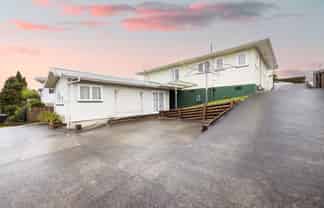 31 Bell Street, Judea