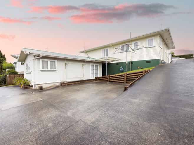 31 Bell Street, Judea