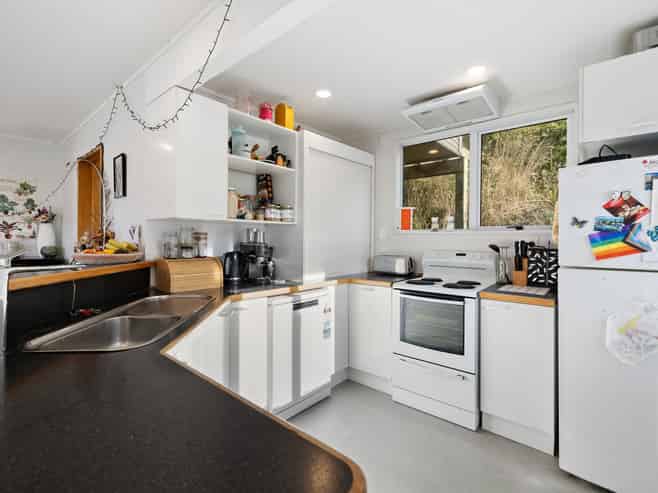 32 Avalon Crescent, Fernhill