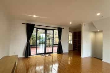 5/69 Target Road, Totara Vale