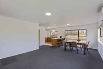 2 Squire Place, Blagdon