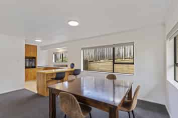 2 Squire Place, Blagdon