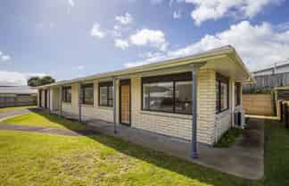 2 Squire Place, Blagdon