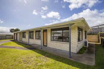 2 Squire Place, Blagdon