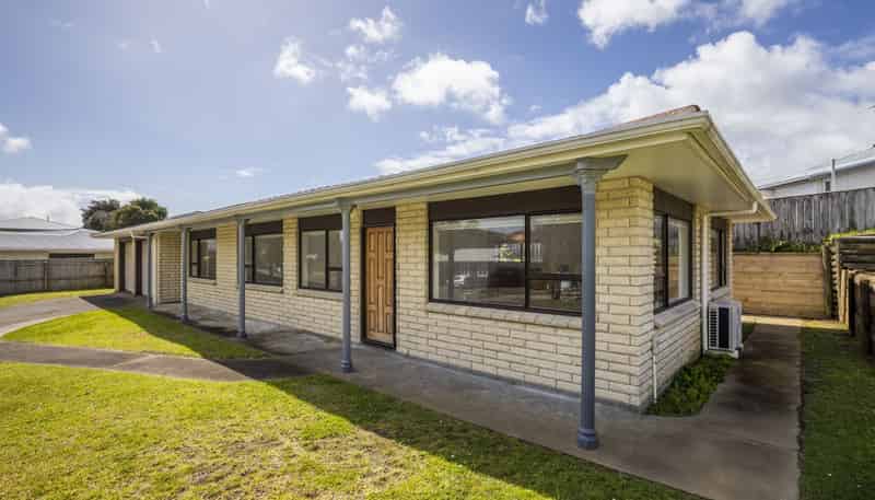 2 Squire Place, Blagdon