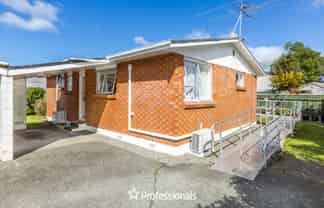 9B Denver Grove, Totara Park