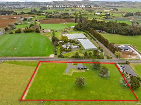 16 Parker Lane, Buckland