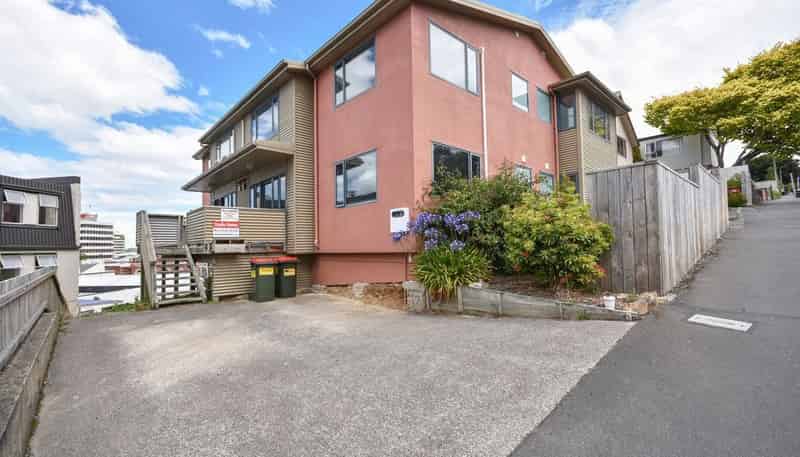 Room 6/26 Cargill Street, Dunedin Central