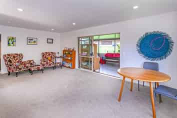 8 Garden Grove, Tairua